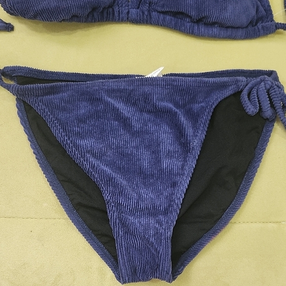 Vtg NWT C.C Blue Halter Bikini Corduroy Set with Adjustable Ties - Picture 7 of 13